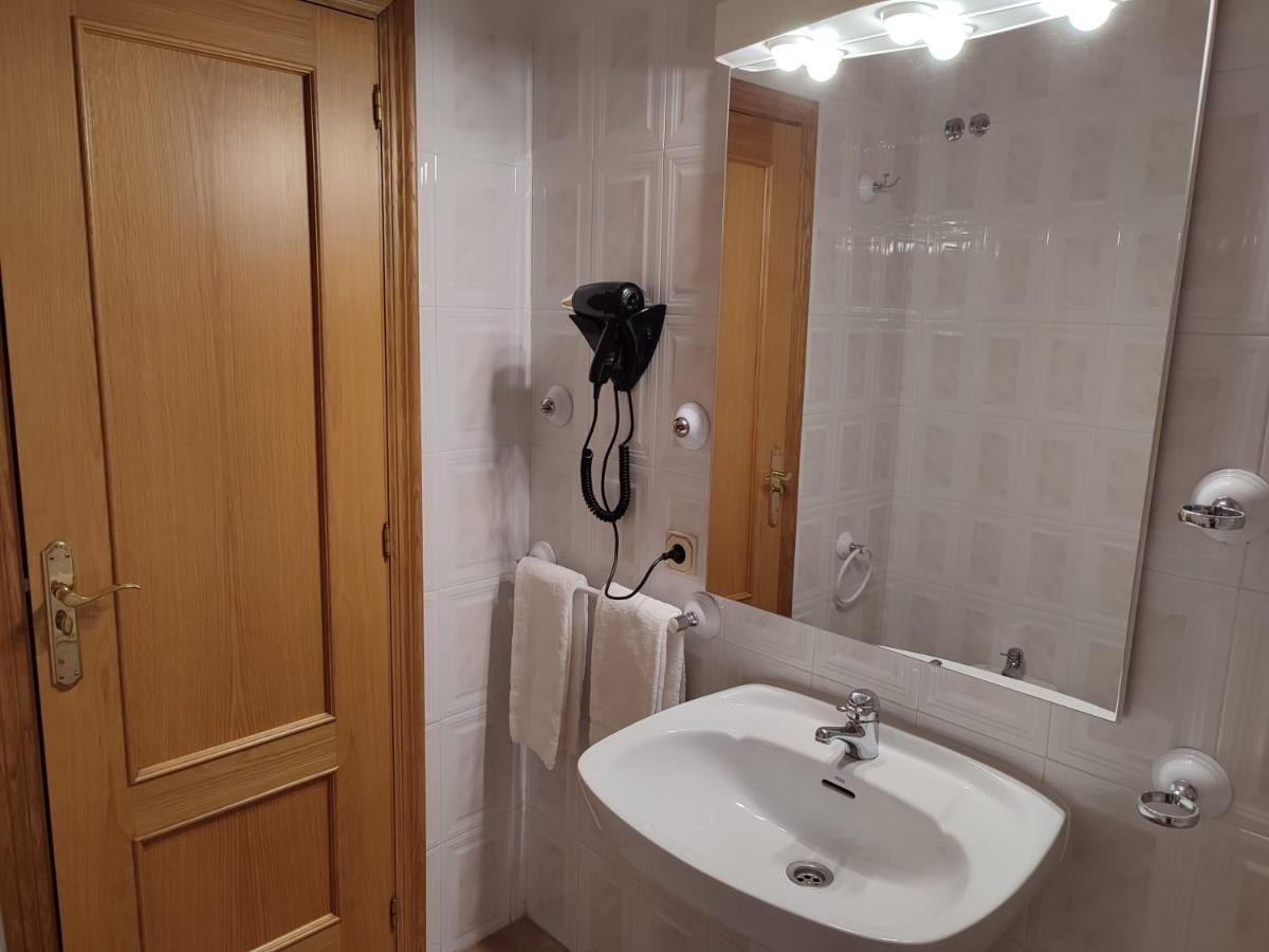 Hotel Novo Ponferrada Buitenkant foto