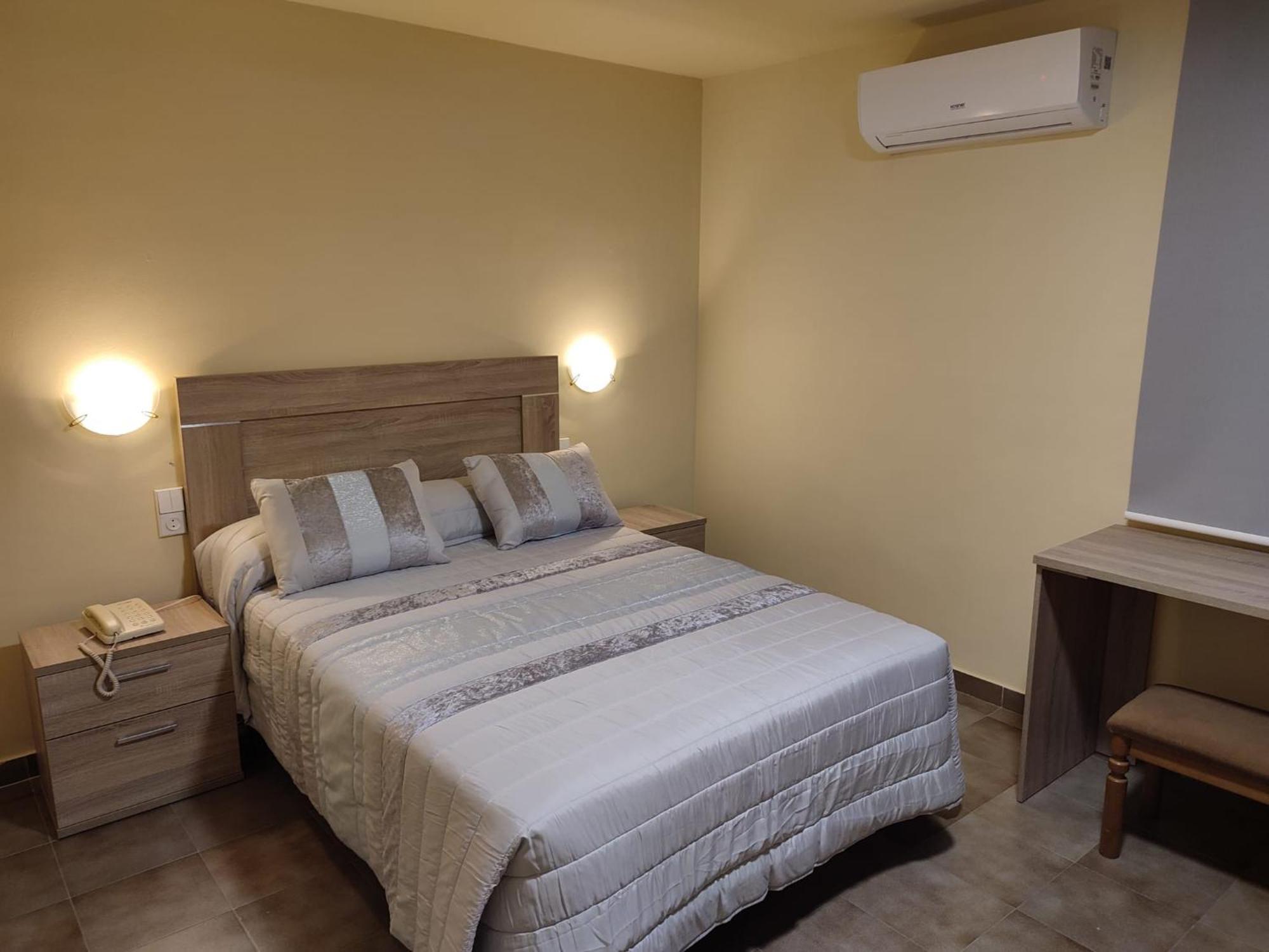 Hotel Novo Ponferrada Buitenkant foto