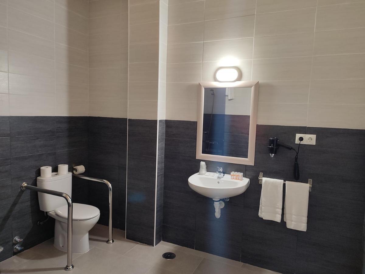 Hotel Novo Ponferrada Buitenkant foto