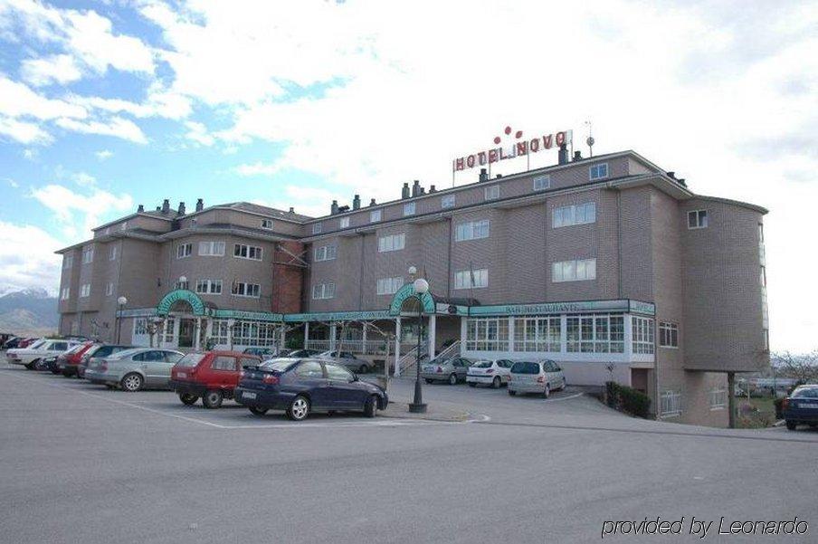 Hotel Novo Ponferrada Buitenkant foto