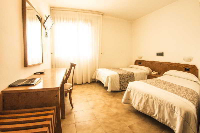 Hotel Novo Ponferrada Buitenkant foto